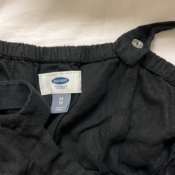 Black apron front wide leg romper size xs - Picture 5 of 5